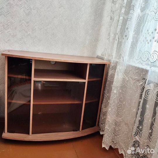 Тумба под телевизор