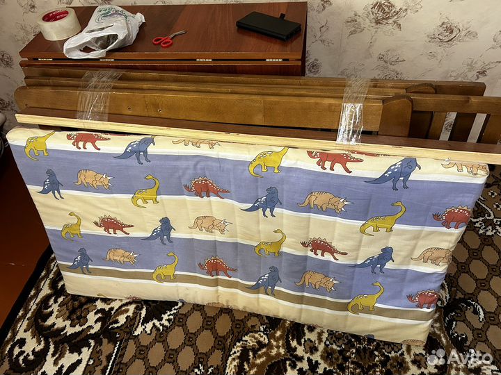 Кроватка детская