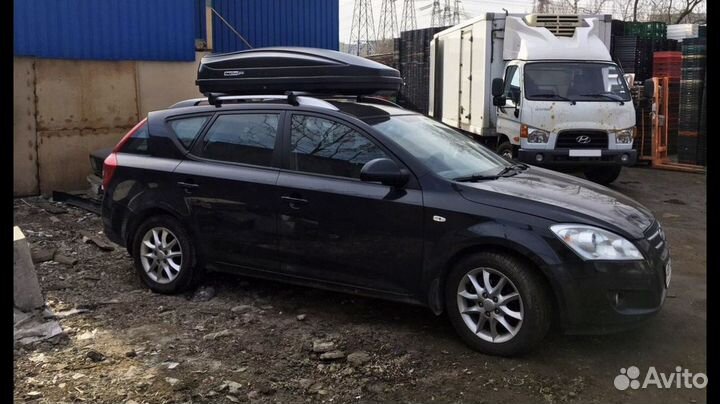 Автомобильный бокс,багажник на крышу