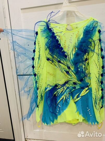 Костюм для фигурного катания