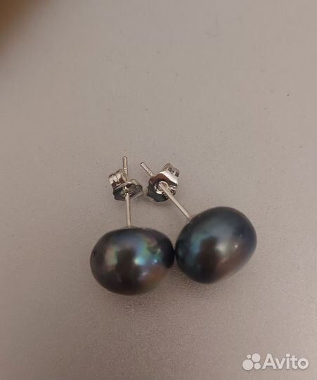 Крупные гвоздики серьги с черным жемчугом барокко