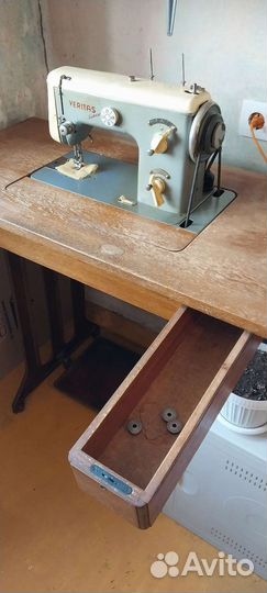 Швейная машина Veritas