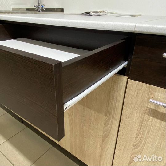 Кухонный гарнитур в квартиру