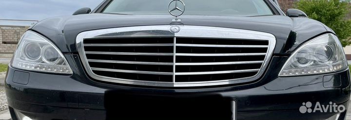 Решетка радиатора мерседес 221