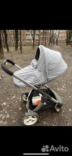 Коляска Stokke