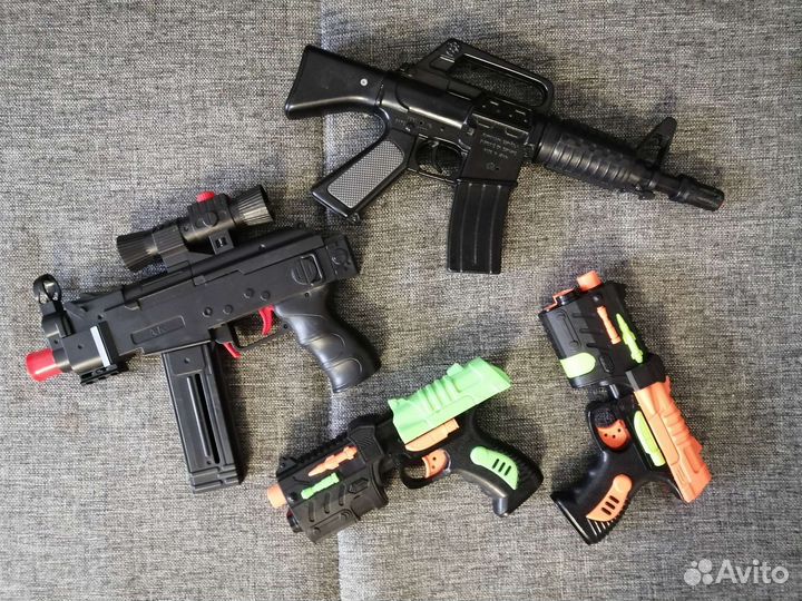 Продам игрушечное оружие