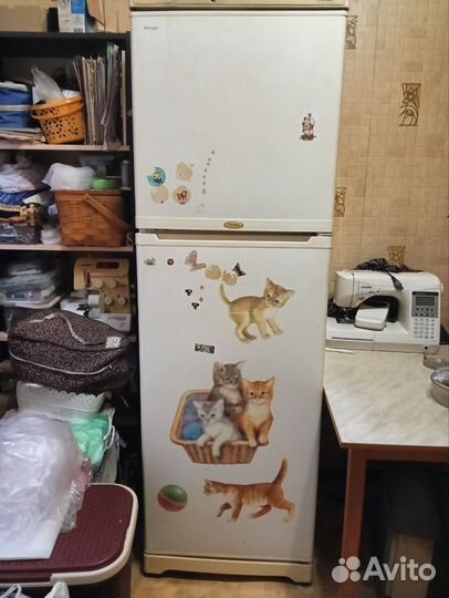 Холодильник и электрическая плита