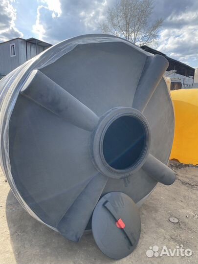 Бак / Ёмкость пластиковая для воды 3000 л /кубов