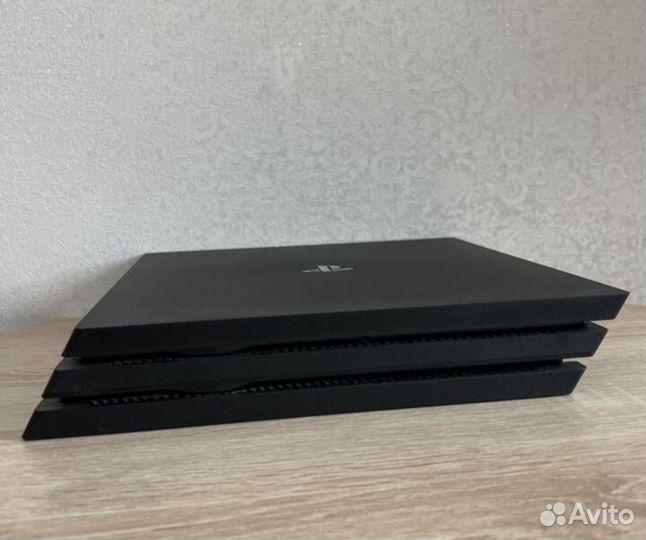 Sony PS4 Pro 1tb с Играми
