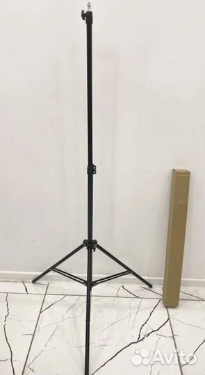 Штатив высокий 210 см