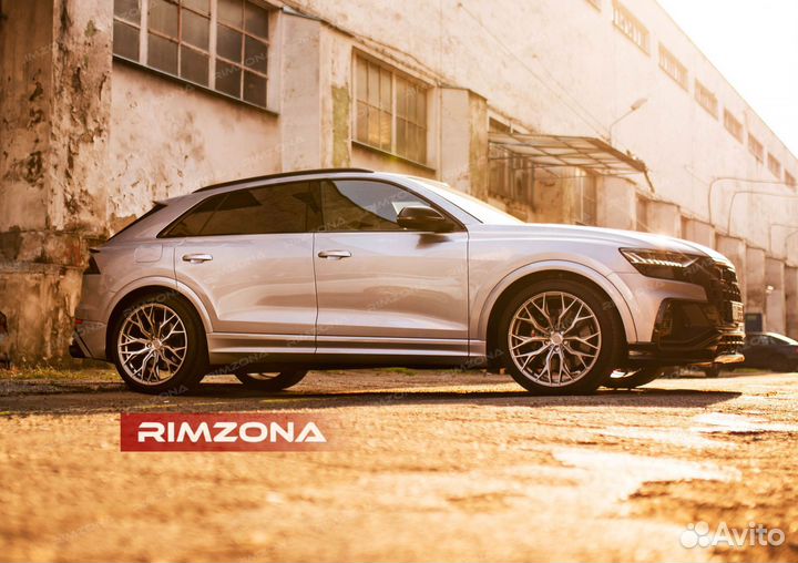Кованые диски R23 на Audi SQ8