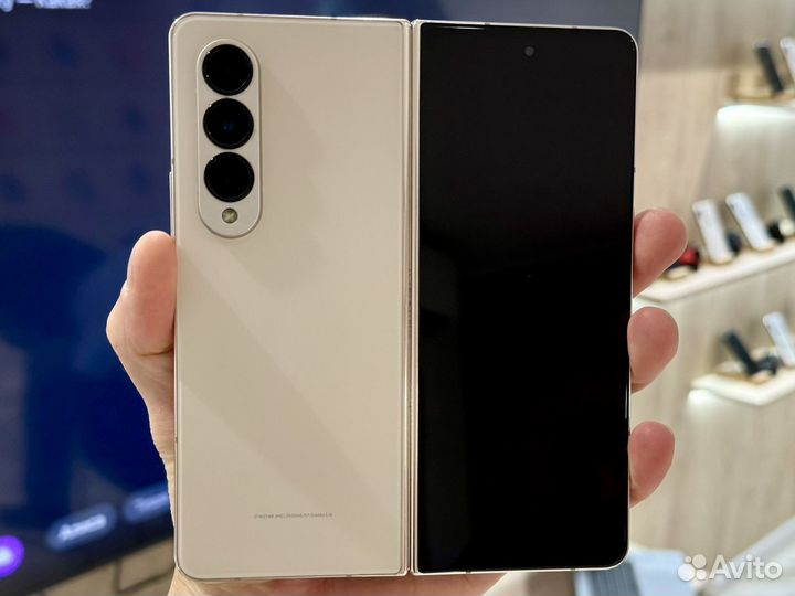 Samsung Galaxy Z Fold4, 12/512 ГБ