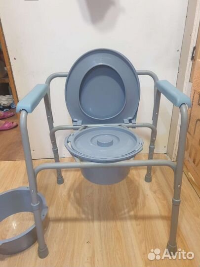 Кресло туалетное