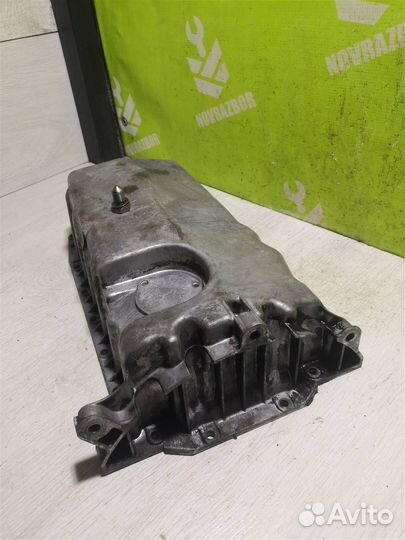 Поддон масляный двигателя Фольксваген Гольф 4 Бо