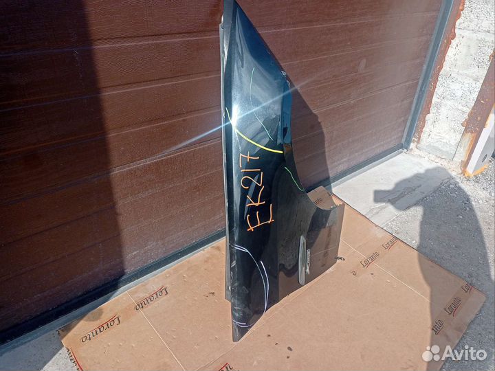 Крыло передние правое BMW E90