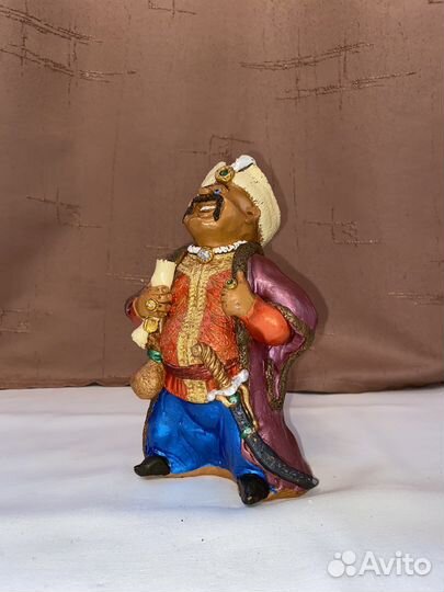 Керамические статуэтки