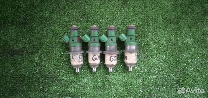 Рампа с Форсунками GDI M. Lancer Cedia 2000-2003