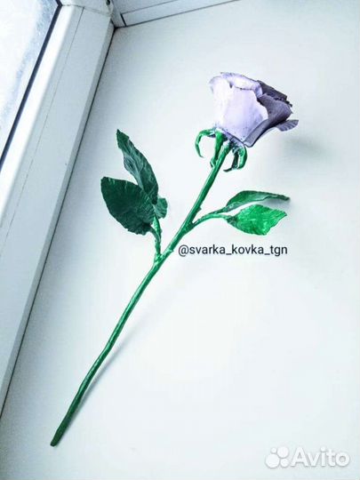 Кованая роза