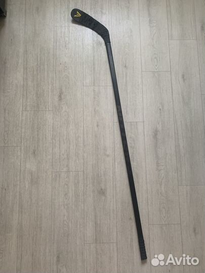 Клюшка хоккейная левый хват easton