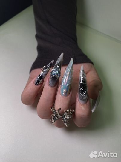 Маникюр / наращивание ногтей