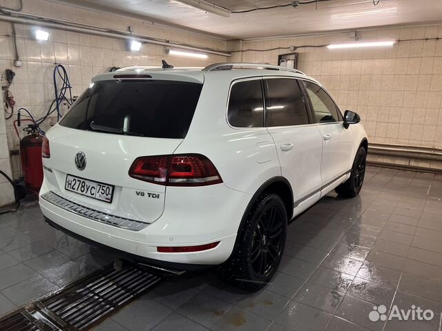 Комплект фонарей R line на Touareg NF/FL