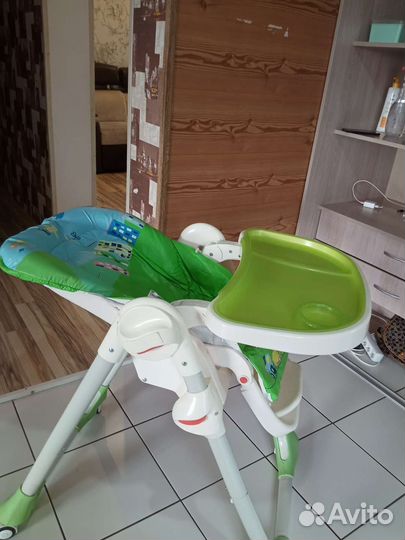 Детский стульчик для кормления