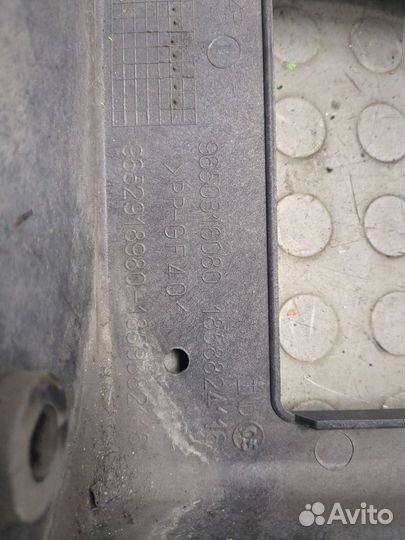 Рамка передняя Citroen C4, 2008