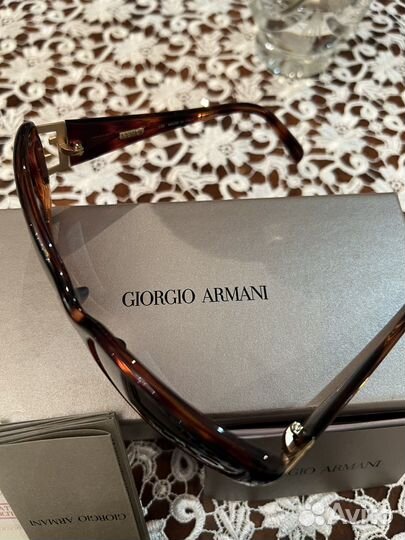 Солнцезащитные очки женские брендовые