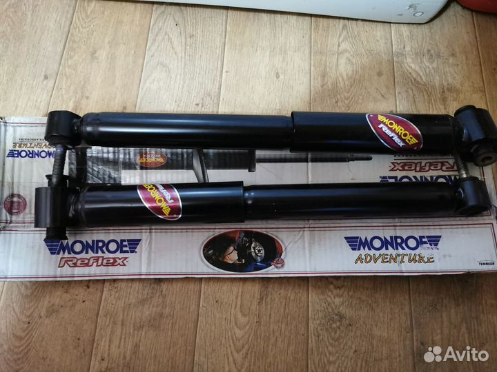 Продаю амортизаторы на рено меган