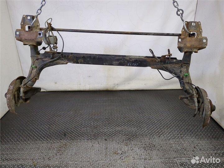 Балка подвески задняя Audi 80 (B4), 1993