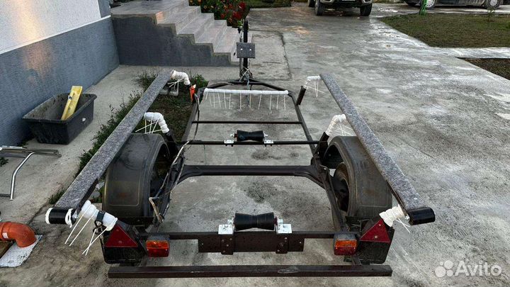 Лодочный прицеп бу