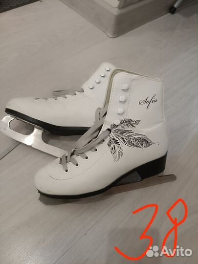 Коньки фигурные