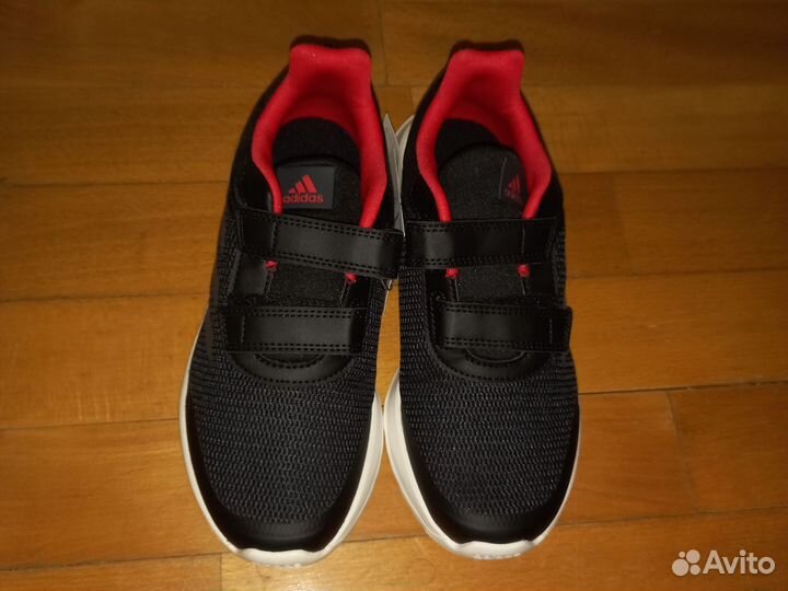 Кроссовки Adidas новые 35р