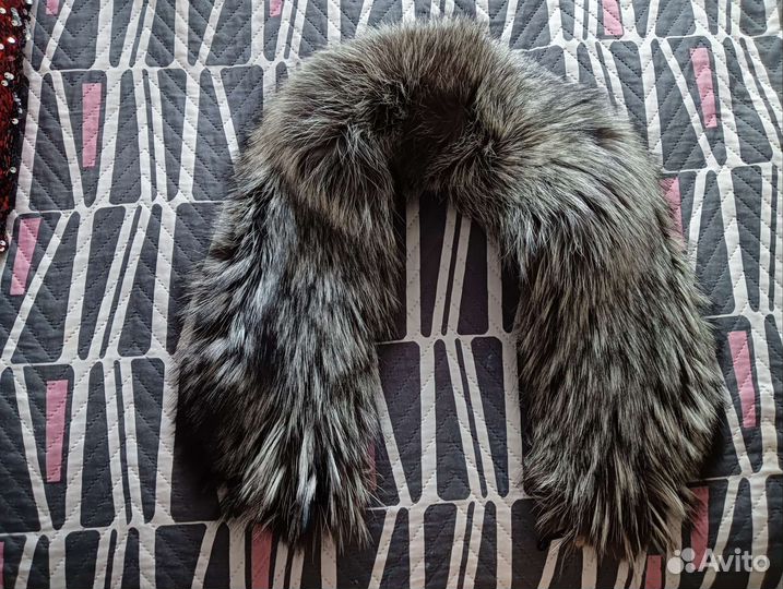 Меховой воротник чернобурка