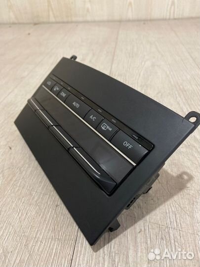 Блок управления климат-контролем Mercedes Benz