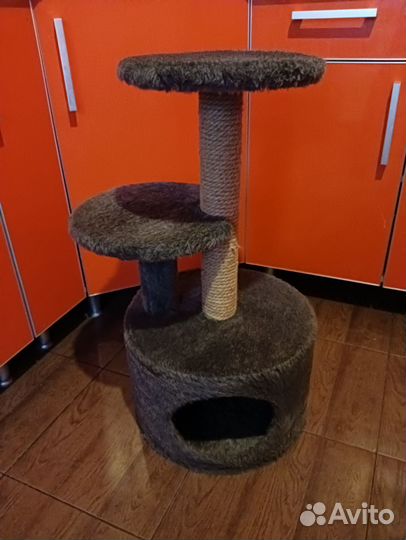 Домик для кошки с когтеточкой