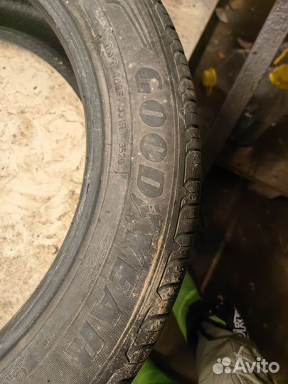 Goodyear EfficientGrip Performance 225/55 R19