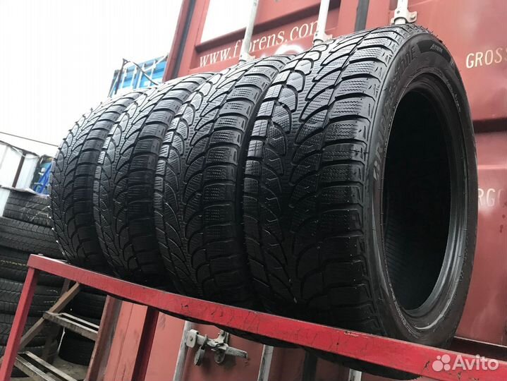 Bridgestone Blizzak LM-80 235/55 R17 100L