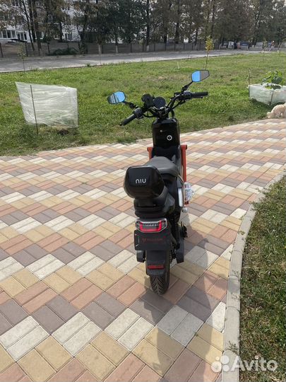 Электроскутер (мопед) NiU UQi+ sport