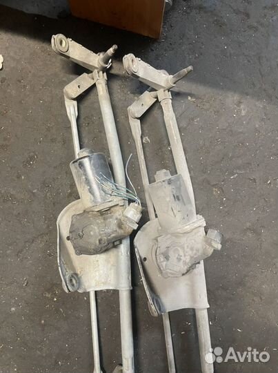 Toyota Avensis Трапеция дворников