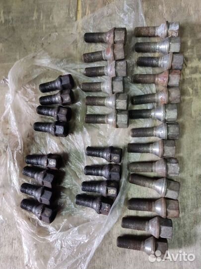 Колесные болты