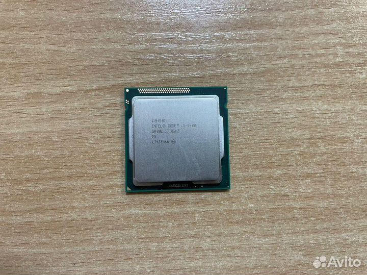 Процессор Intel Core i5-2400 s1155