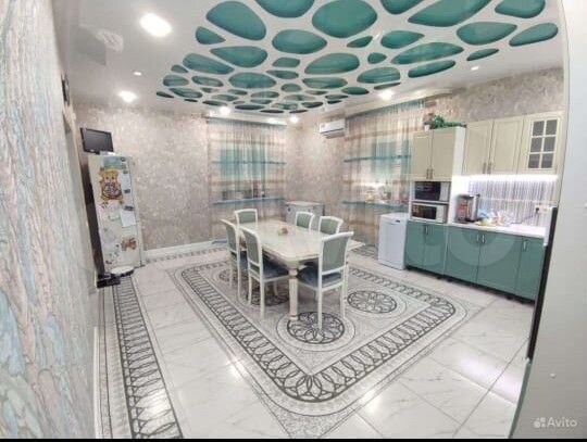 Дом 173 м² на участке 6 сот.