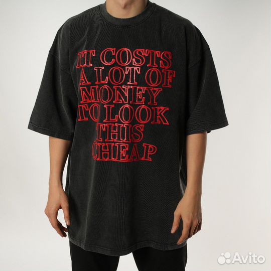 Футболка Vetements