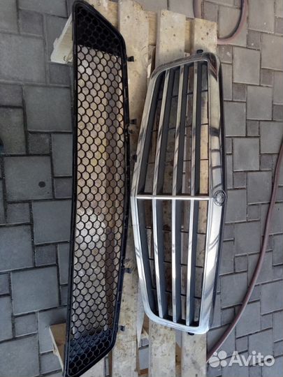 Решетка радиатора на Mersedes E200