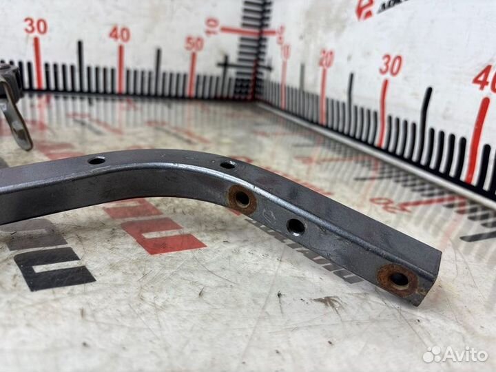 Петля двери багажника задняя левая Honda Civic FD