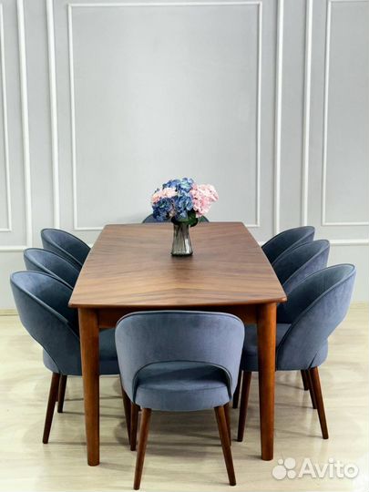 Столы и стулья новые