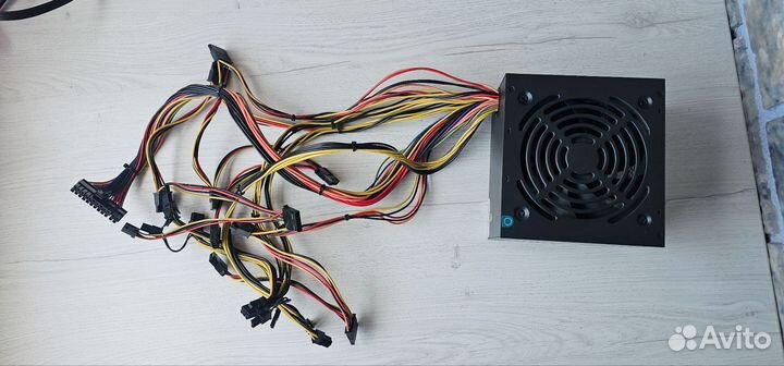 Блок питания Блок питания aerocool VX-800 ATX 800W