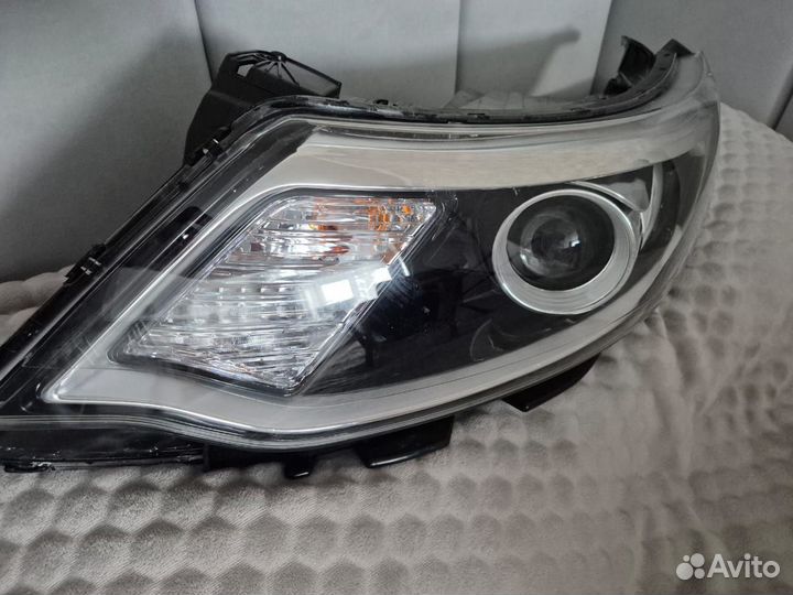 Фары на Kia rio 3 левая