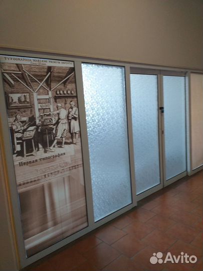 Перегородки с дверью